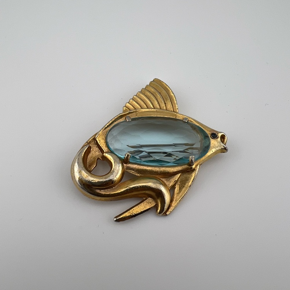 Rare Early Aquamarine Jelly
Belly Glass Fish High End Brooch/Pin.